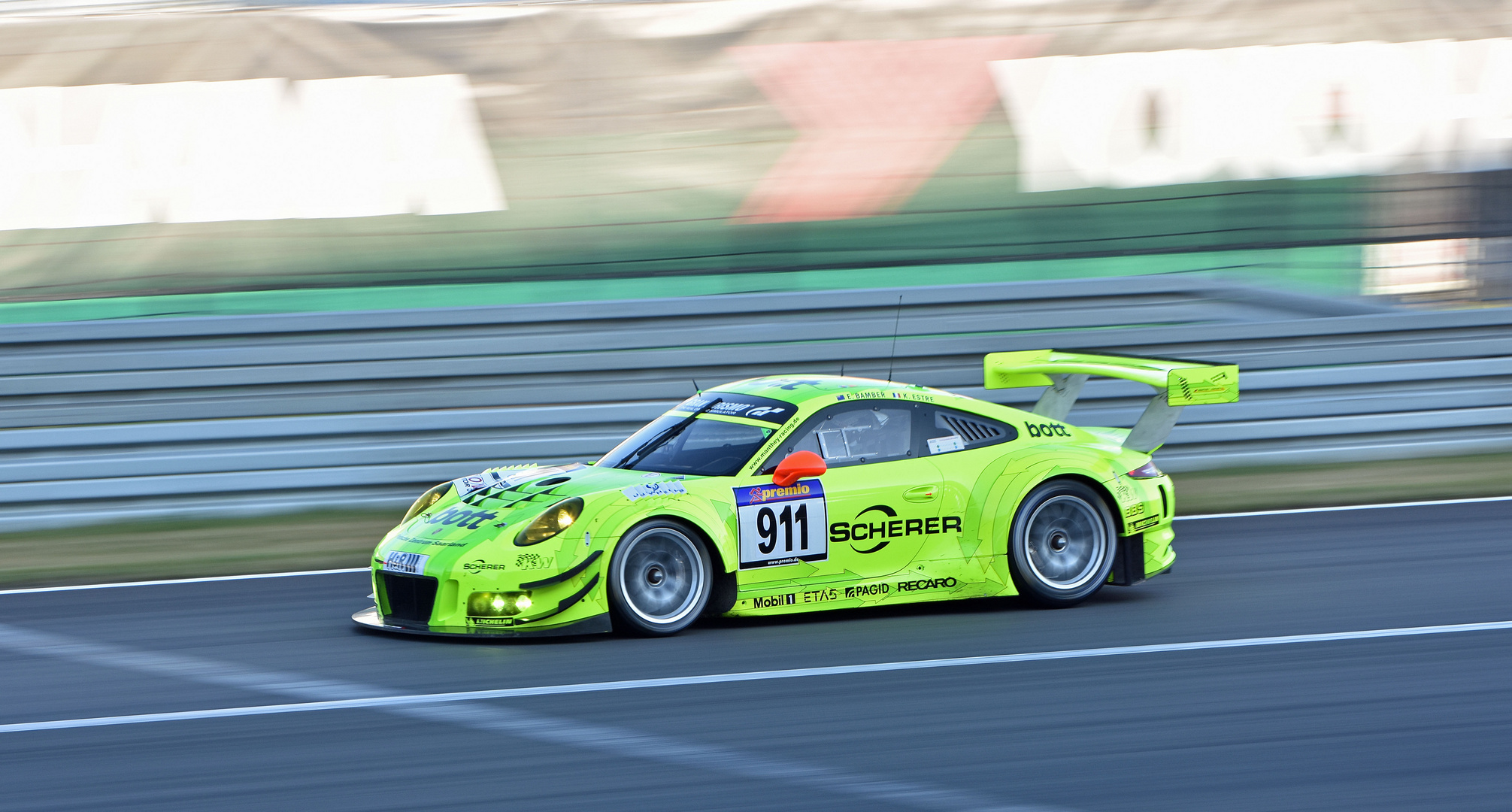 Porsche 911 GT3 R 