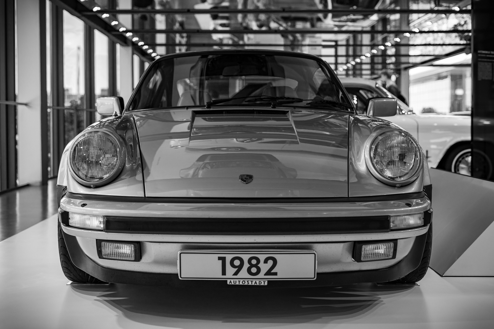 Porsche 911 Turbo 3.3 [type 930] (1982) 1/2