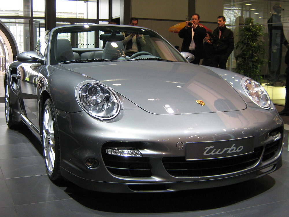 Porsche 911 Turbo...