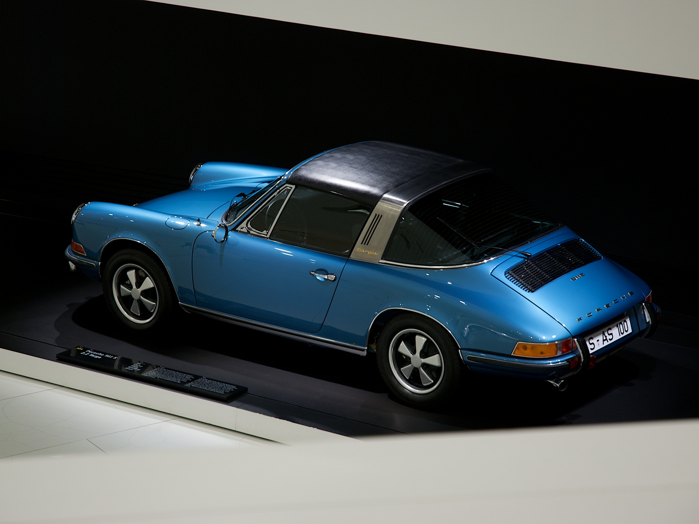 porsche 911s targa im porsche museum