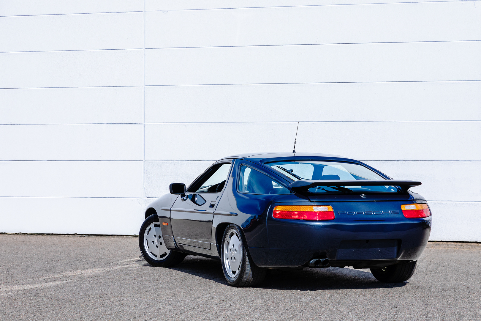 Porsche 928 S4 #8