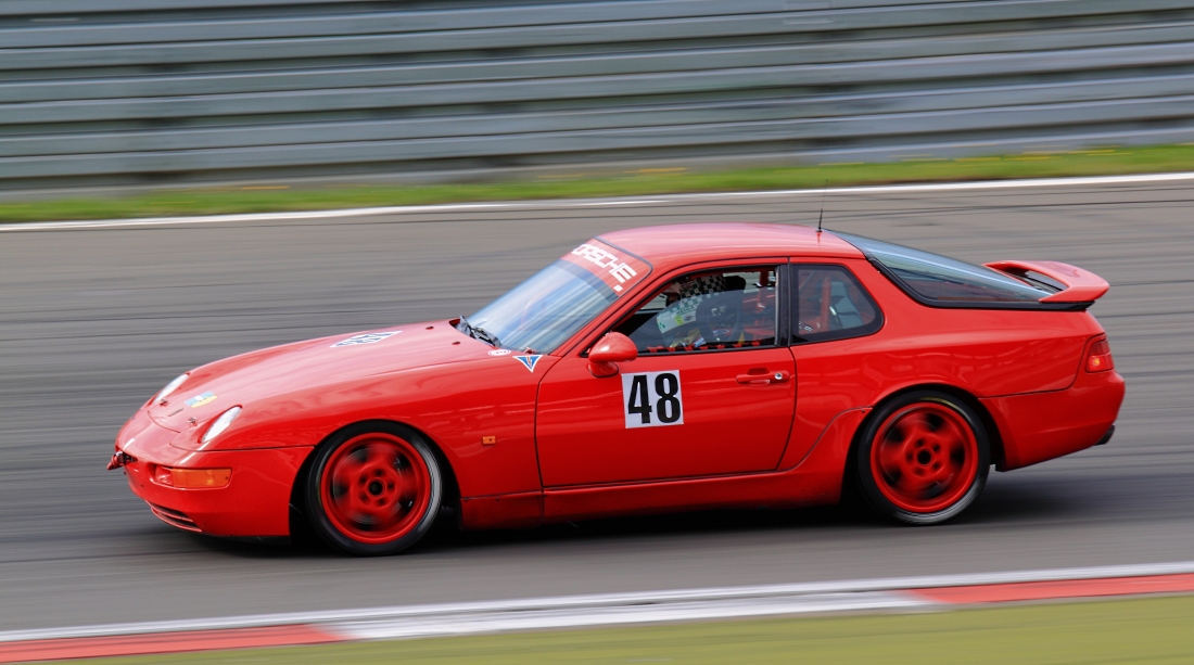 Porsche 968 CS