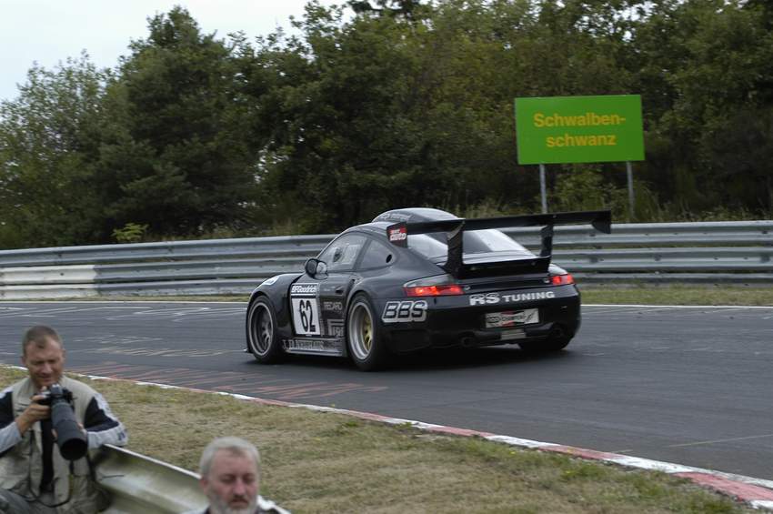 Porsche 996 Fahrer: J. Alzen U. Alzen A. Klasen