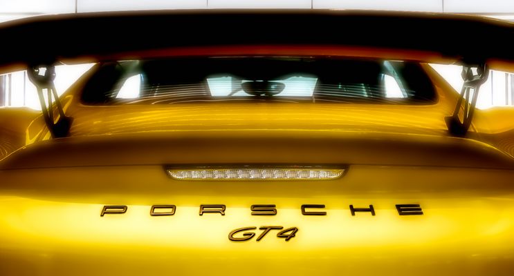 Porsche GT4 (2016)