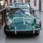 Porsche im Düsseldorfer Meilenwerk