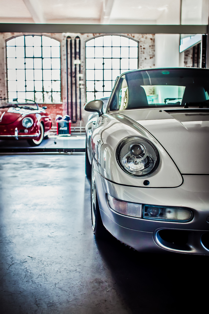 Porsche im Loft