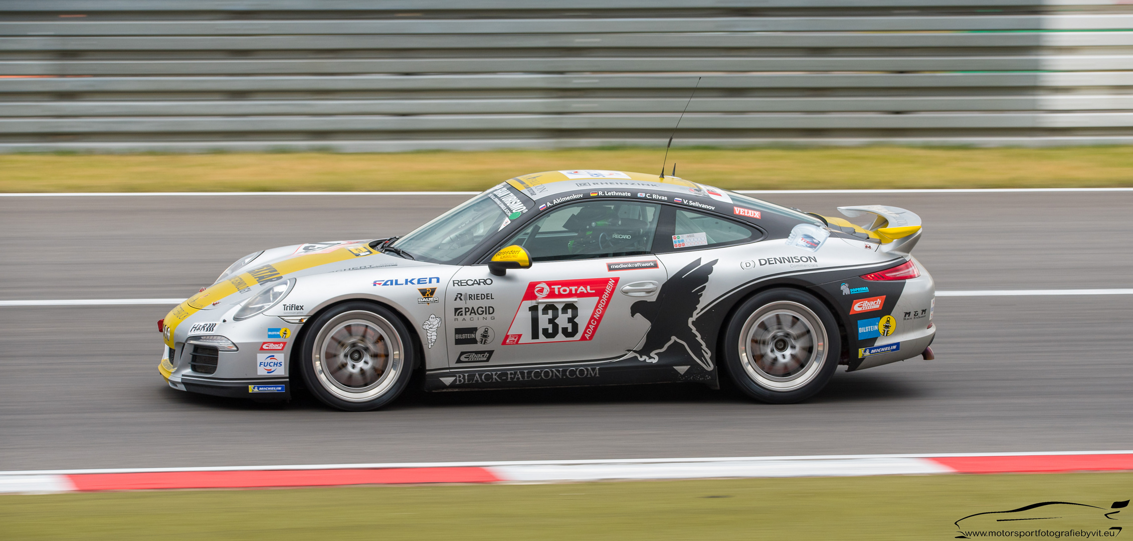 Porsche in Track-Racing Season 2019 Part 13