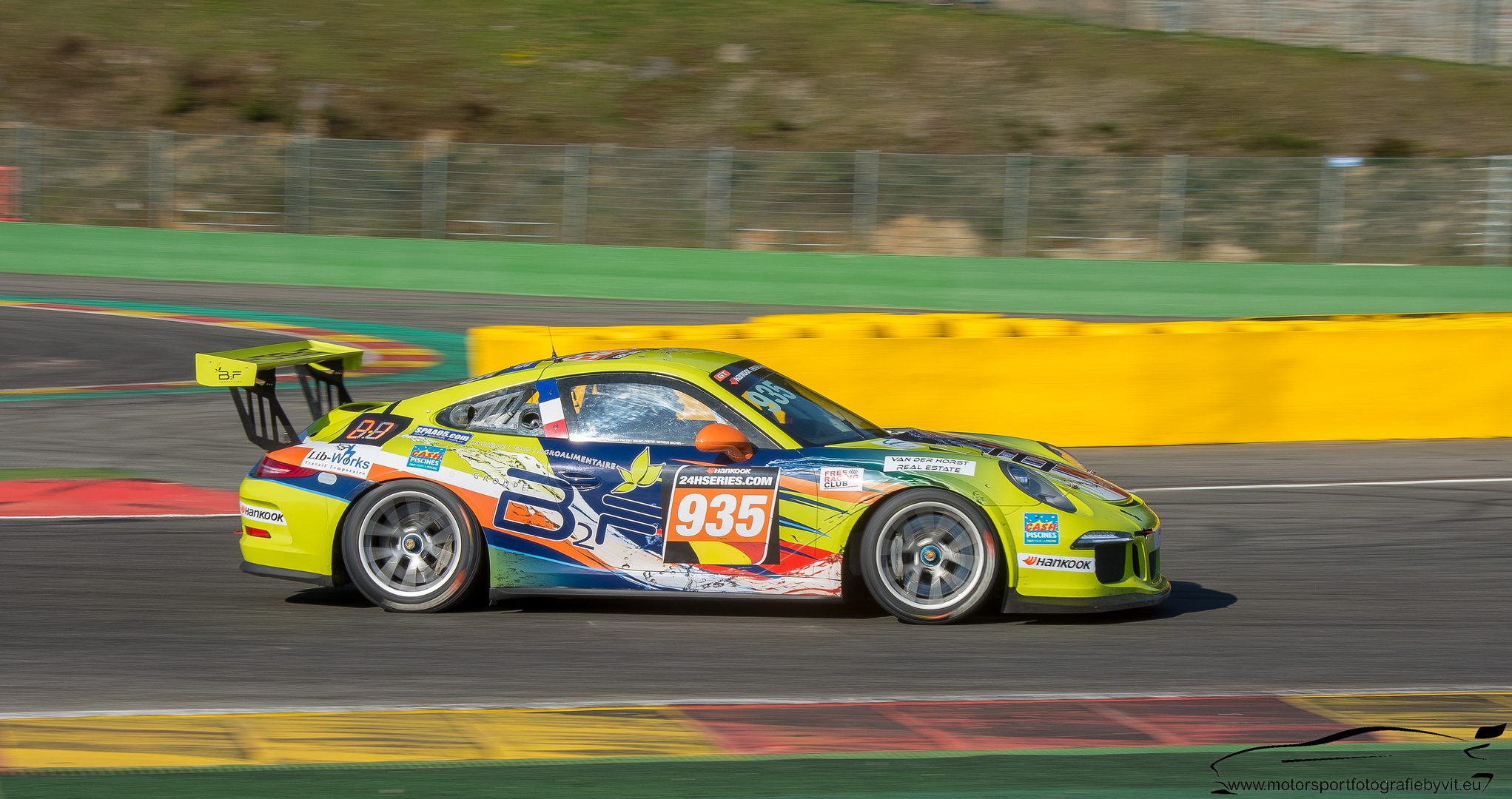 Porsche in Track-Racing Season 2019 Part 2