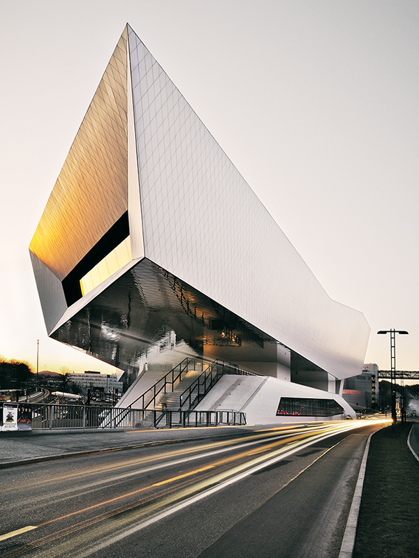 Porsche Museum mal nicht während der blauen Stunde