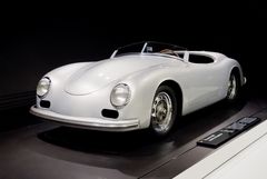 Porsche - Museum - Porsche 356 America Roadster