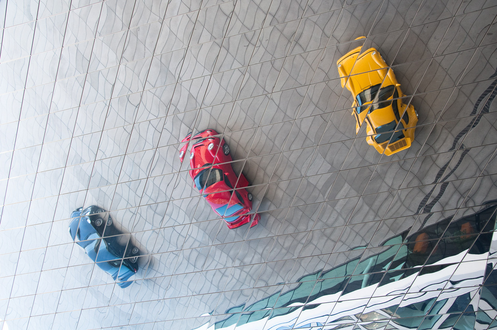 Porsche-Museum V (schwarz-rot-gold)