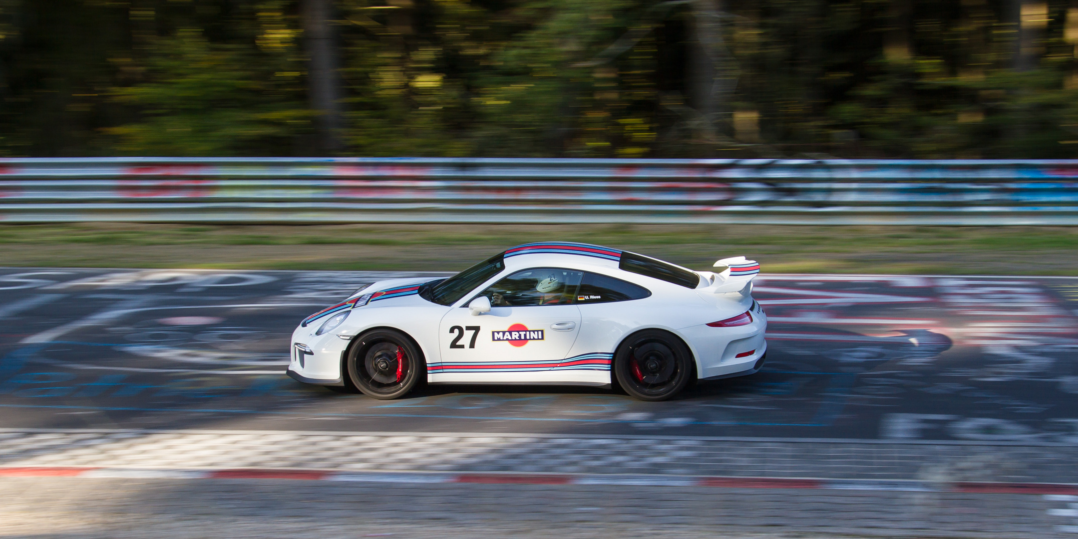 Porsche on the (Ring) rocks