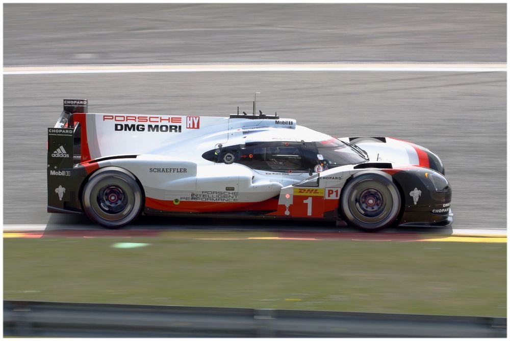 Porsche P 4