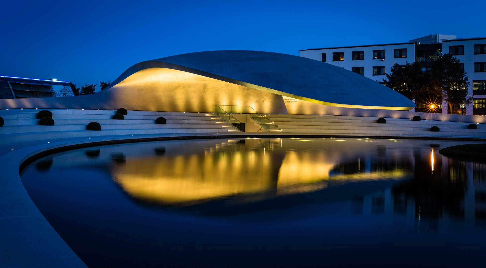 Porsche-Pavillon in der Autostadt