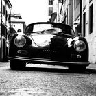 Porsche..... una bella macchina