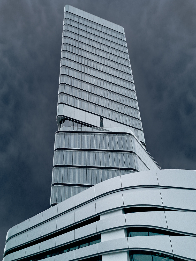 PORSCHEdesignTower