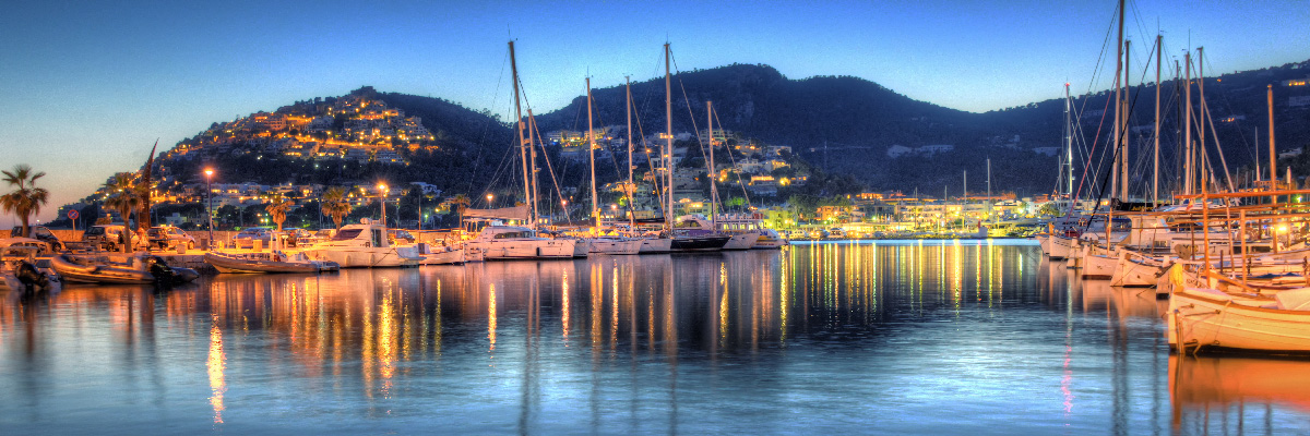 Port d'Andratx (Mallorca) - Yachthafen und Puig D'Espart