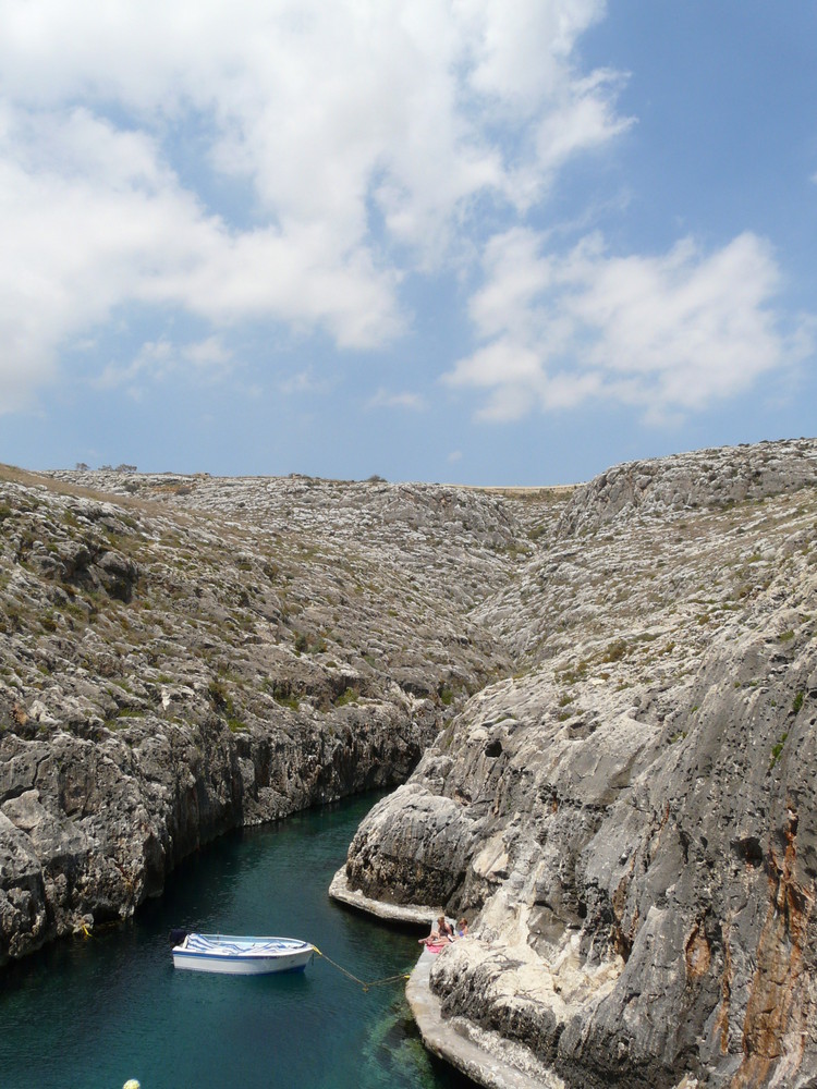 Port de Blue Grotto