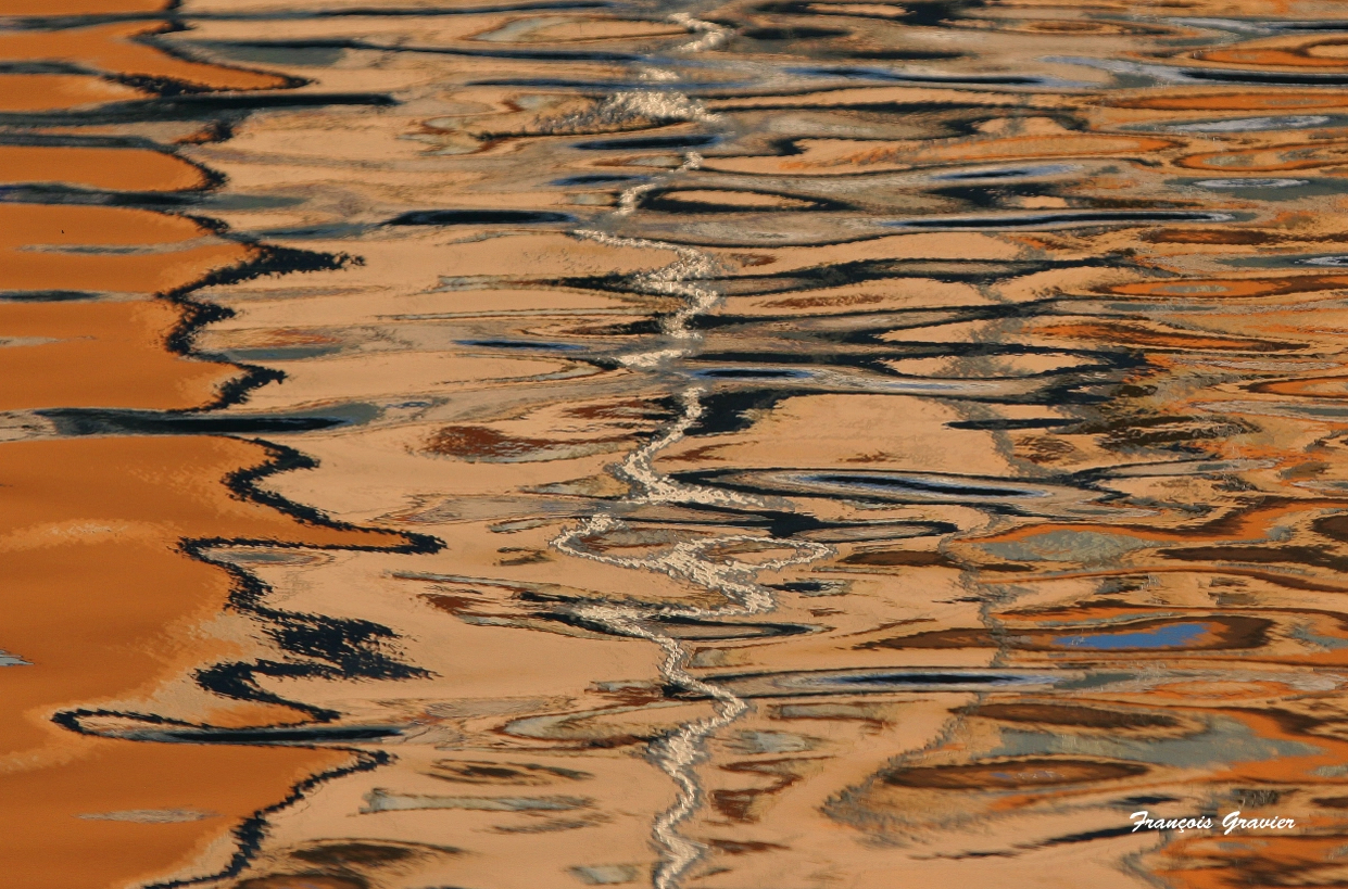 Port de Denia gros plan reflets voile et mats