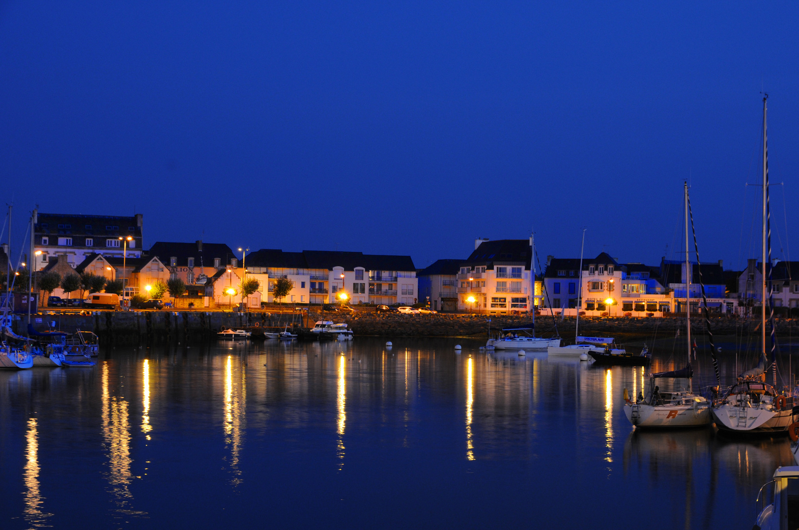 port de lesconil de nuir