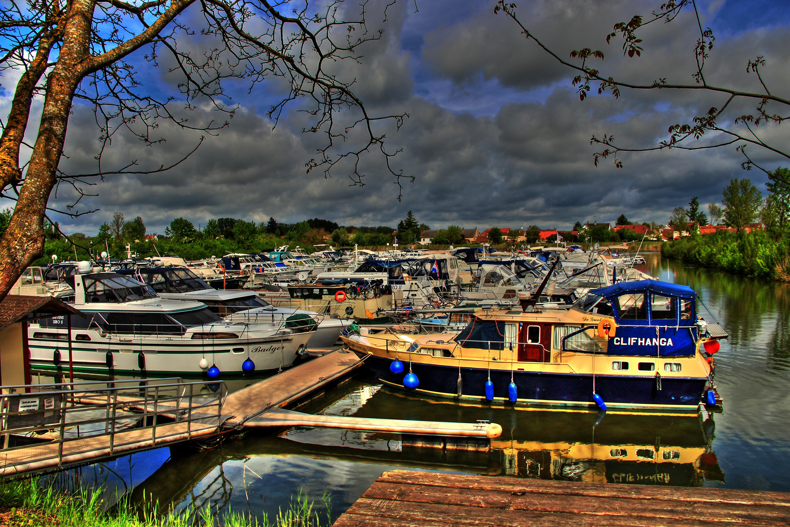 Port de Saint Jean de Losne