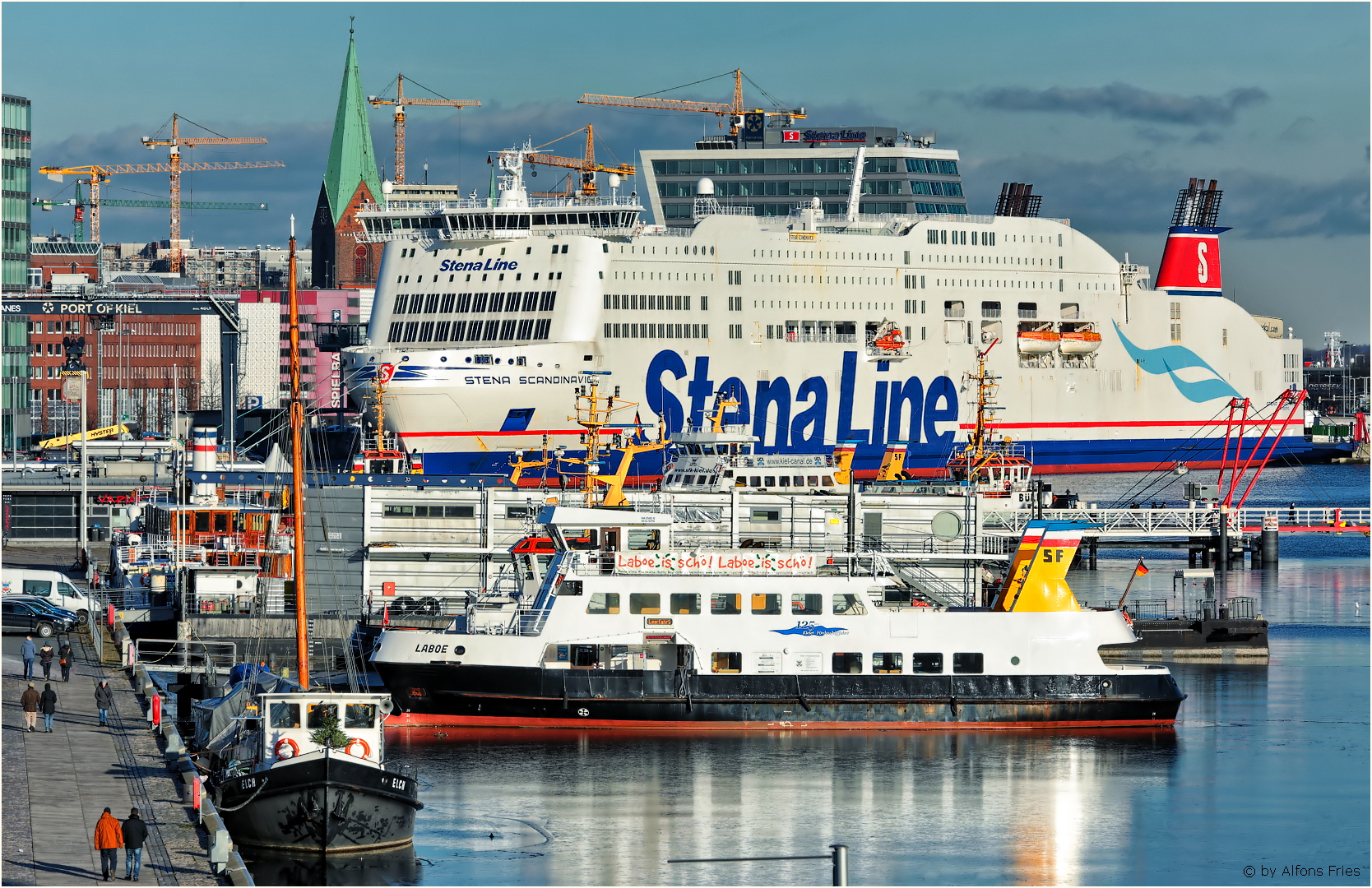 PORT OF KIEL Foto & Bild | hafen, verkehr, kiel Bilder auf fotocommunity