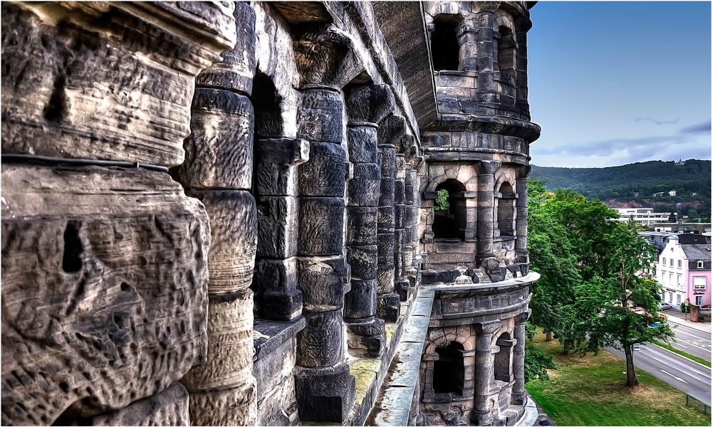 Porta Nigra 1...