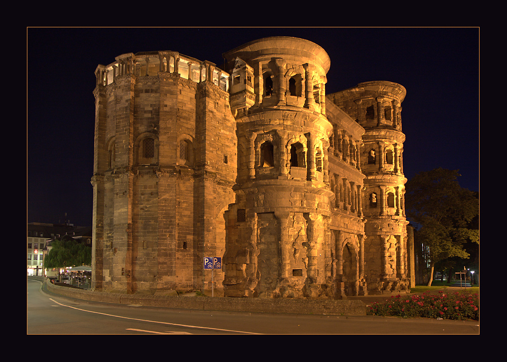 Porta Nigra ...