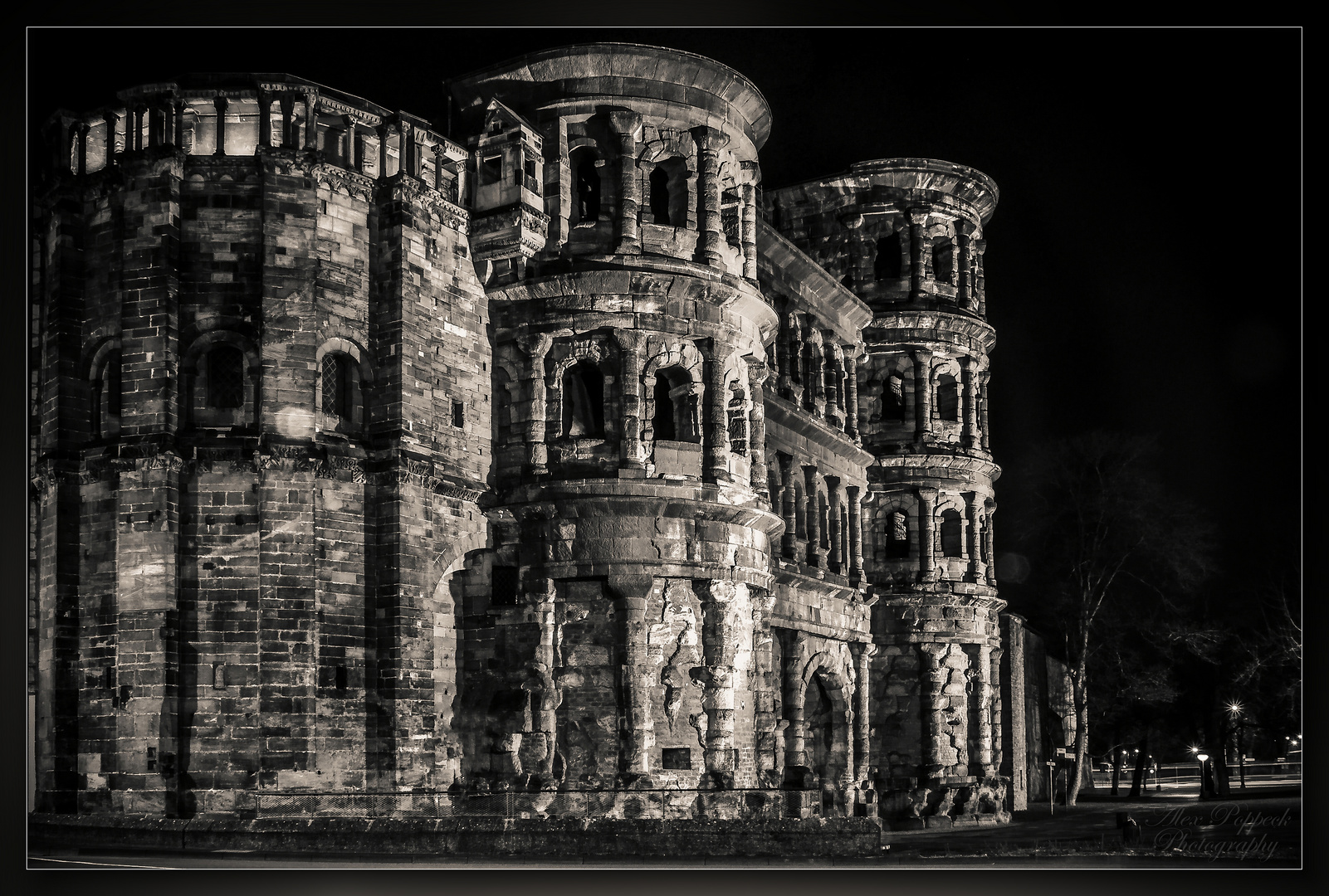 Porta Nigra bei Nacht