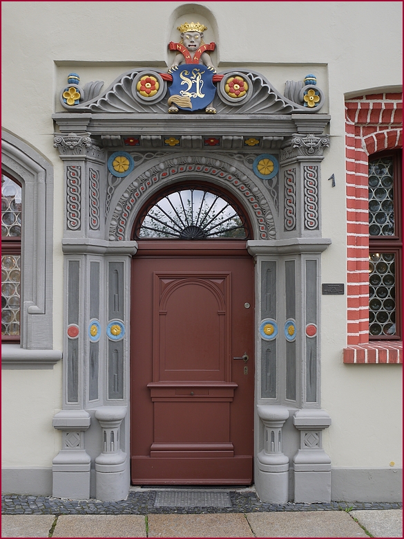 Portal aus der Renaissance . . .