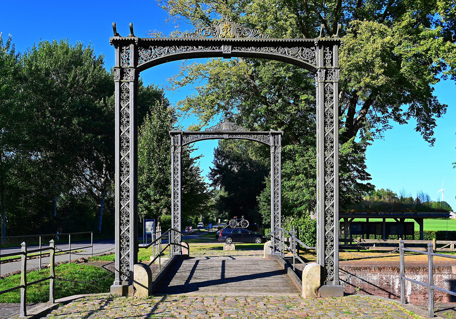 Portal der alten Kanalbrücke an der Kluvensieker Schleuse