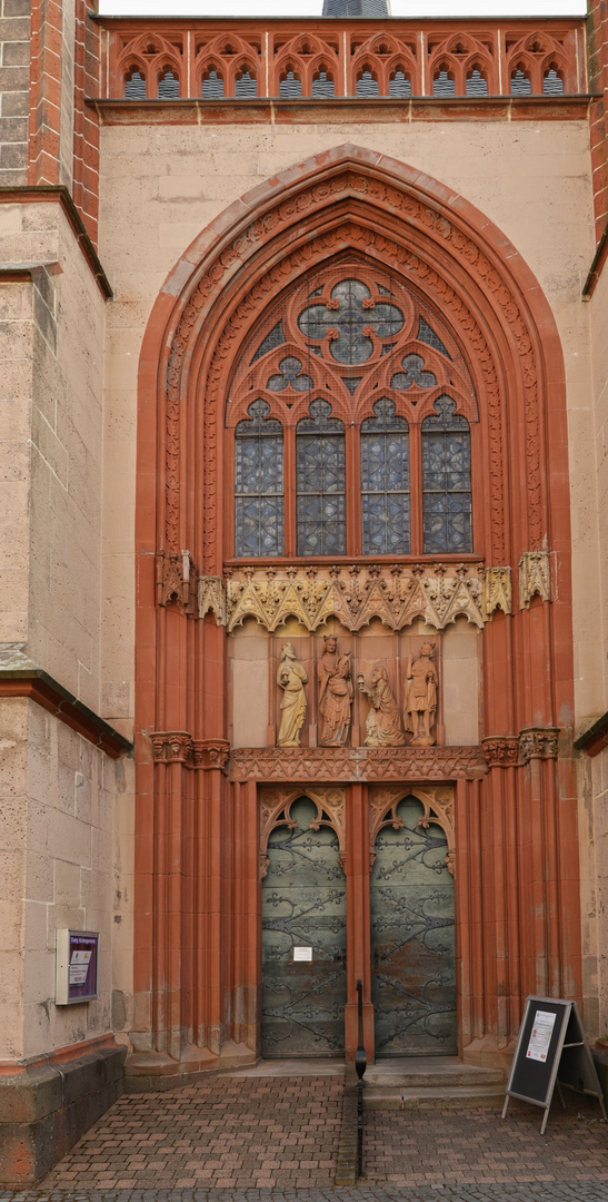 Portal der Kirche in Schotten (2018_04_21_EOS 6D Mark II_1230_ji)