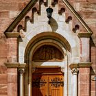 Portal der Kirche „Mariä Verkündigung“ in Germershausen