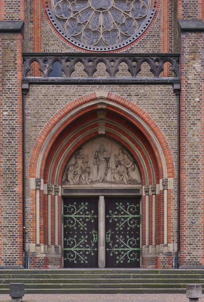 Portal der St. Josef - Kirche