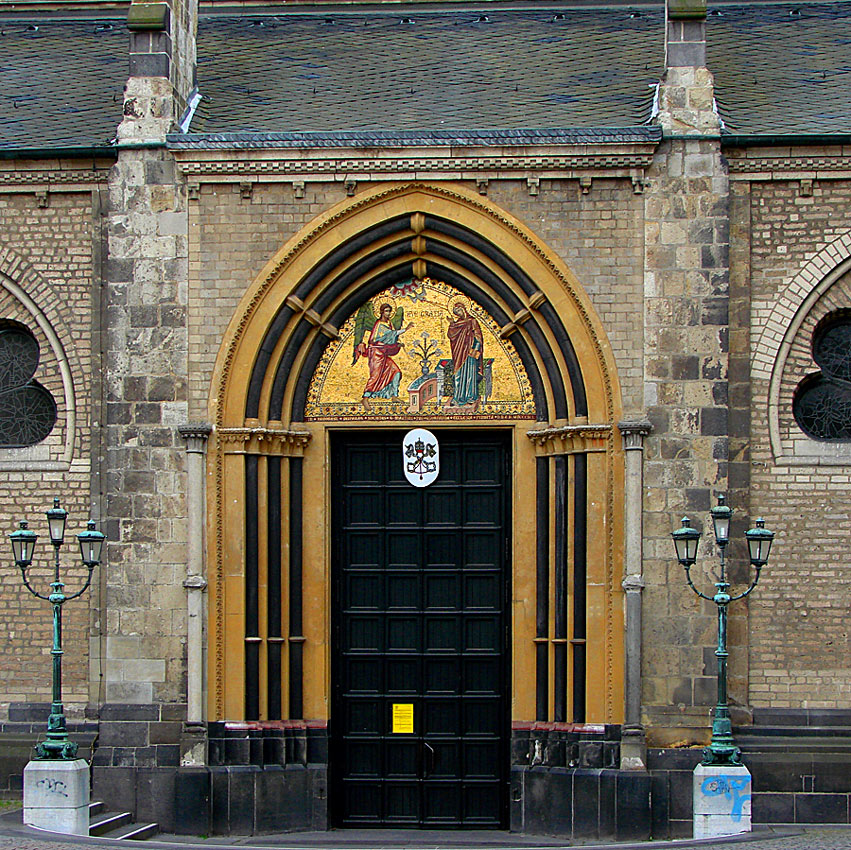 Portal des Bonner Münsters