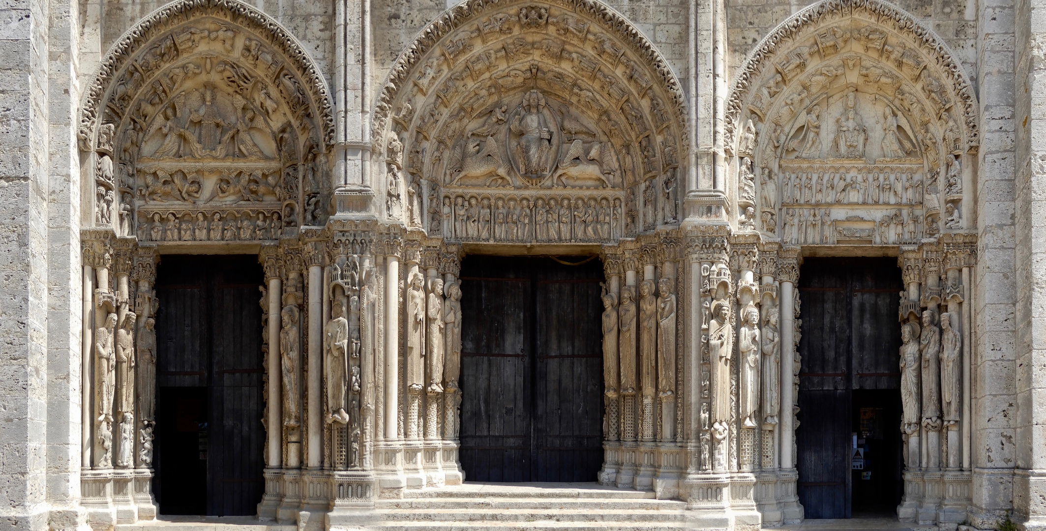 Portal Notre-Dame de Chartres