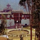 Portal to the Wangdue Phodrang dzong and monastery