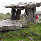 Portal Tomb-Poulnabrone im Regen