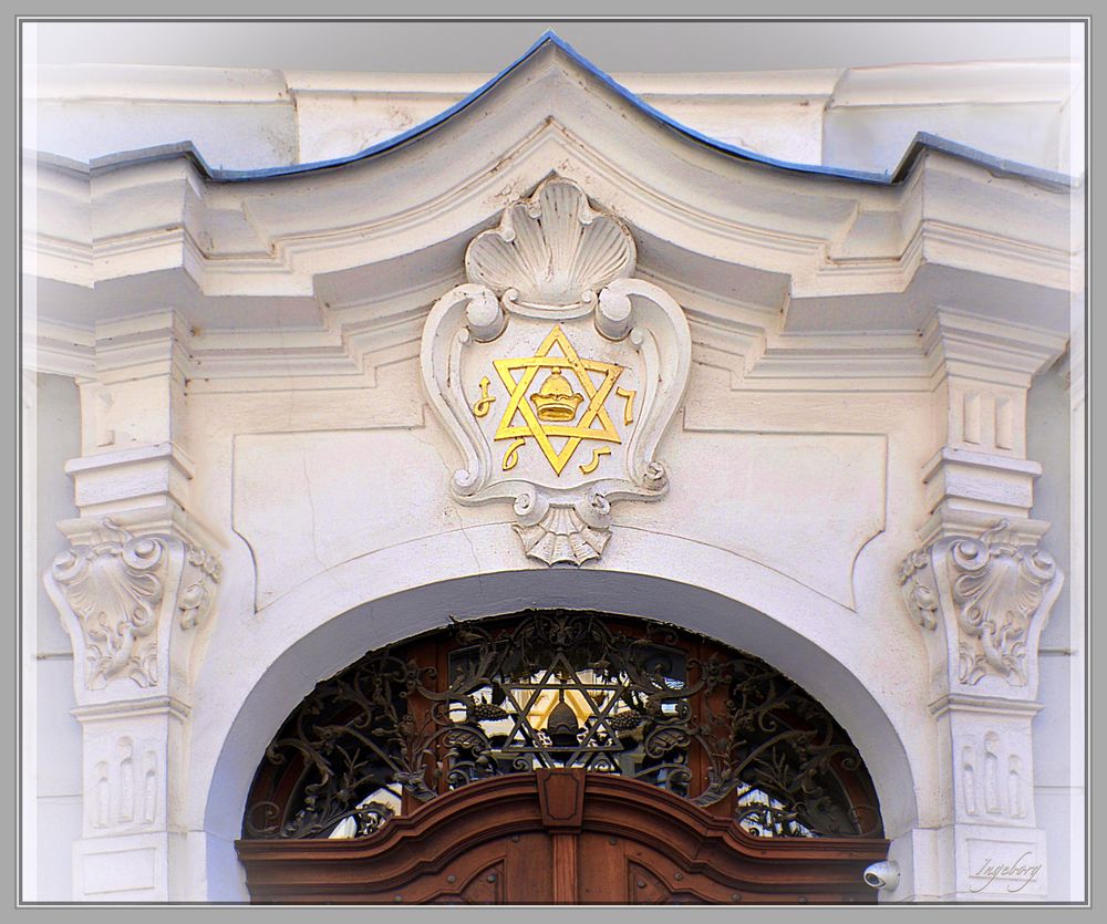 Portal vom jüdischen Rathaus