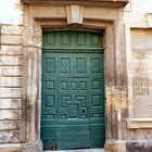 Porte à UZES