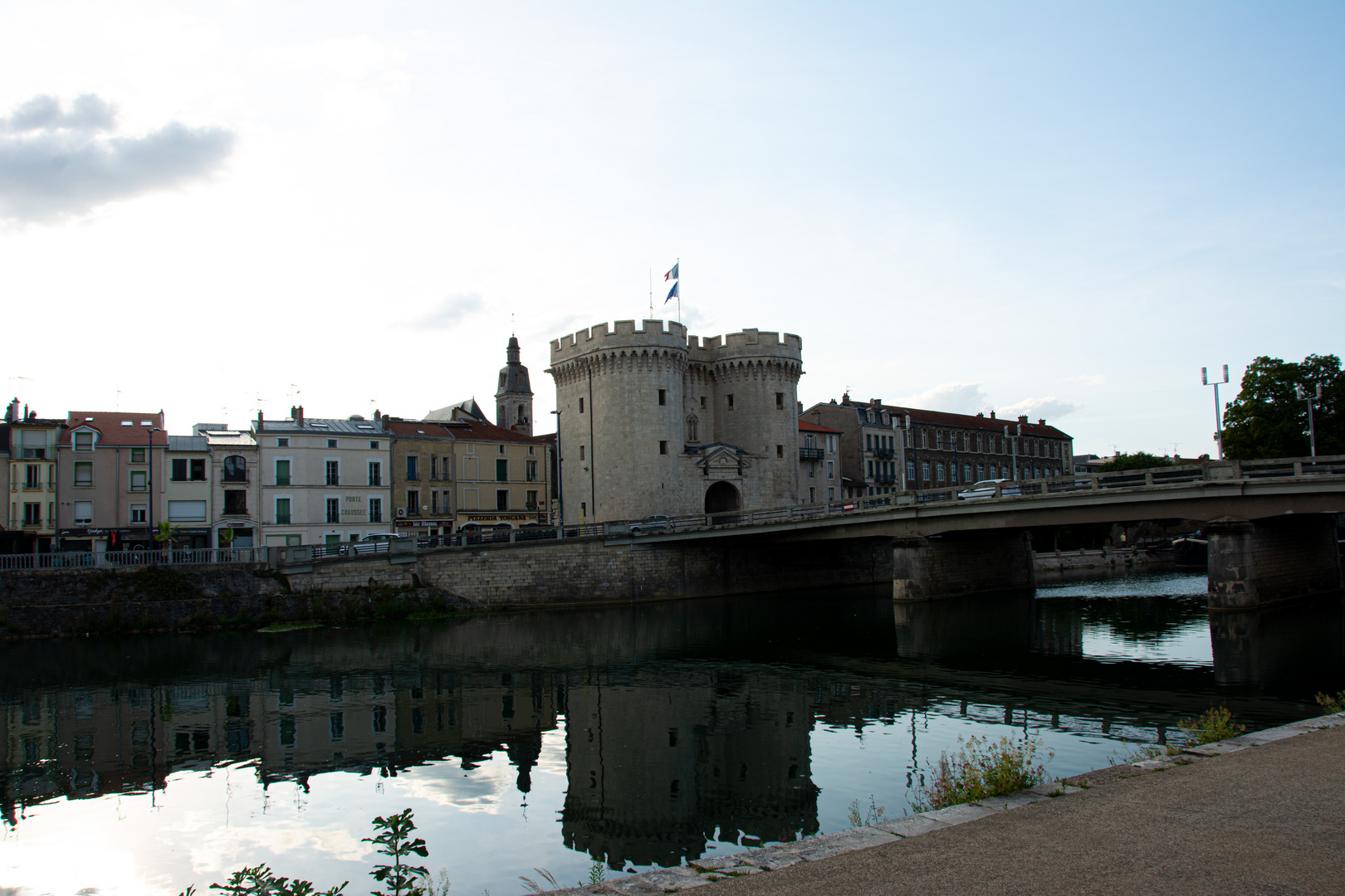 Porte Chaussée