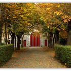 Porte cochère d'un château-ferme.