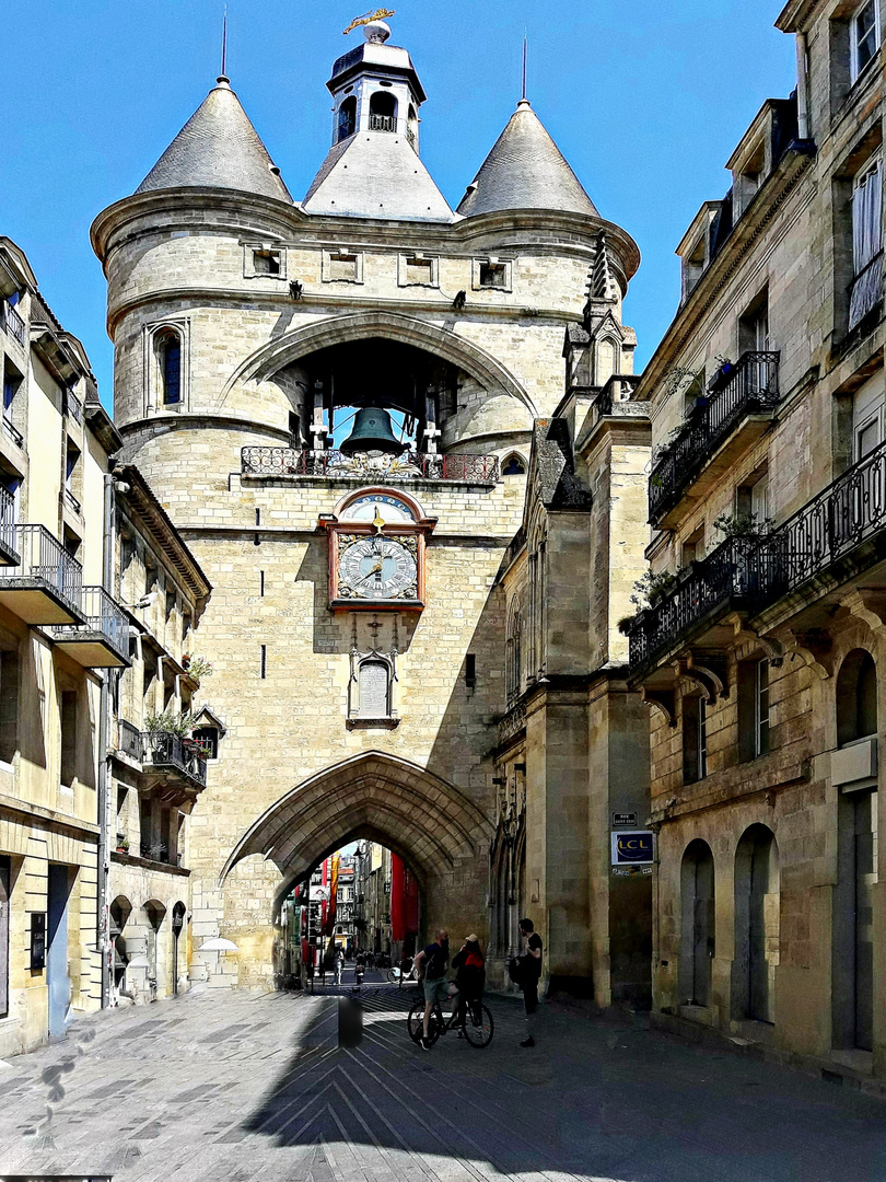 Porte de la grosse cloche à Bordeaux