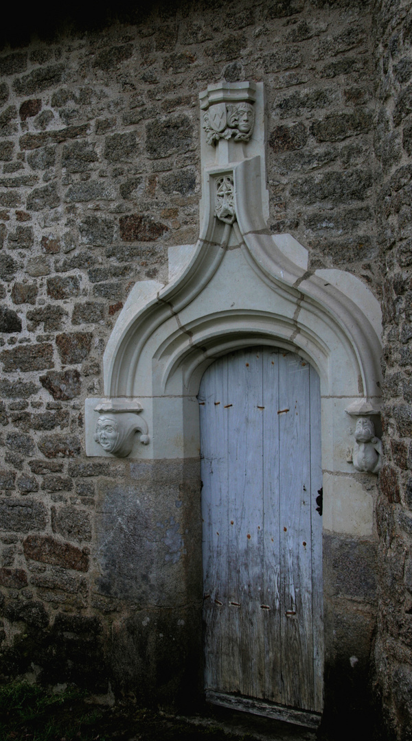 porte de la vieille chapelle