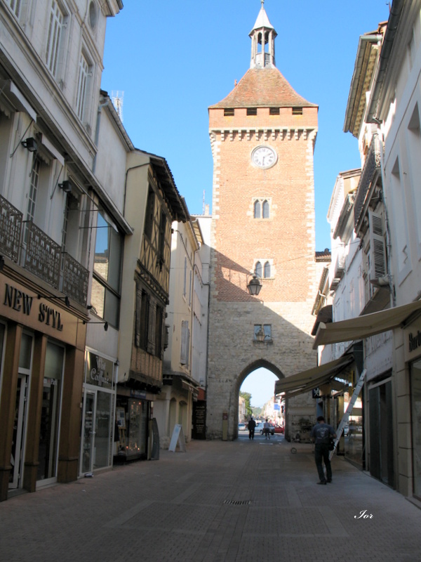 Porte de Paris à VILLENEUVE SUR LOT