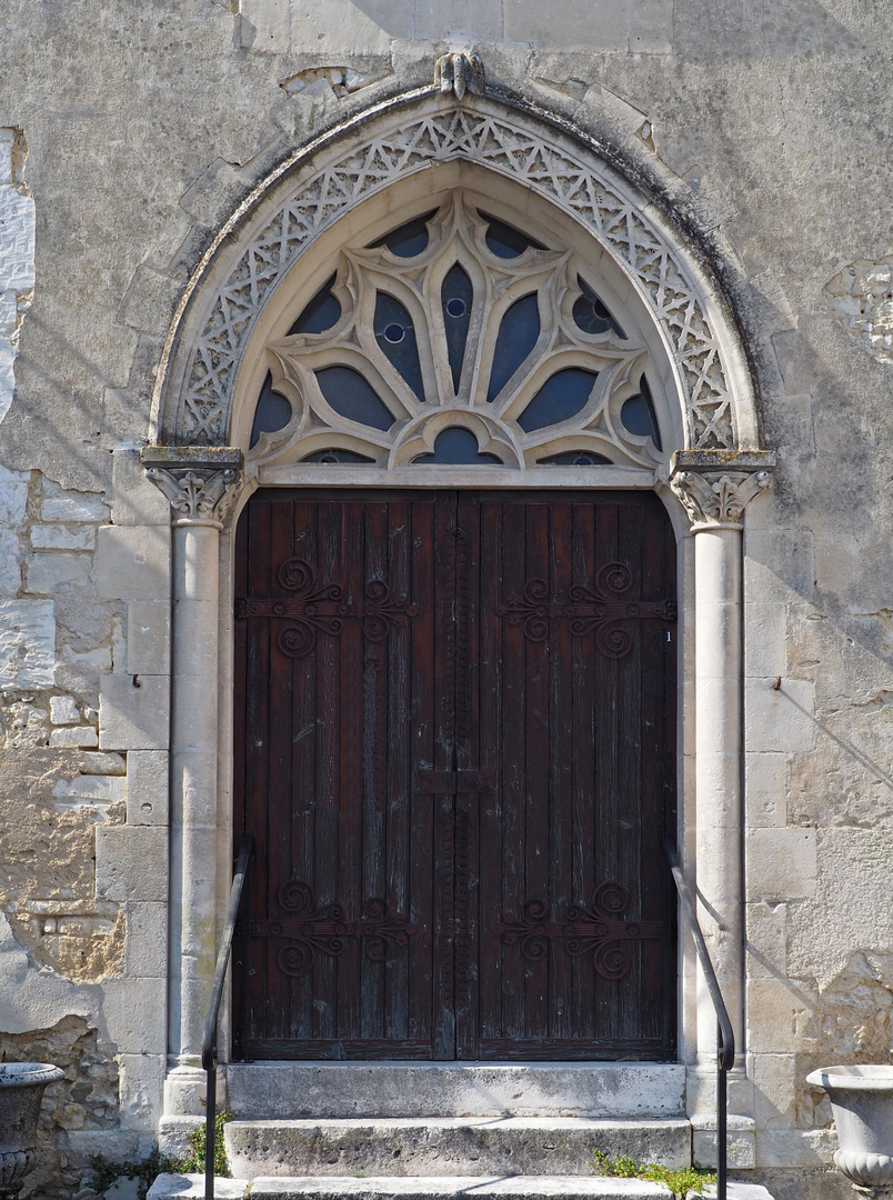 Porte d’entrée du Château de Barbezieux