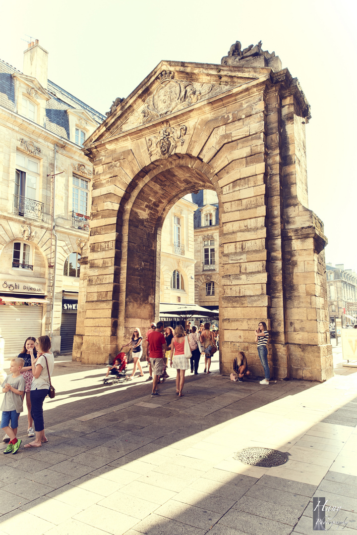 Porte Dijeaux, Bordeaux 