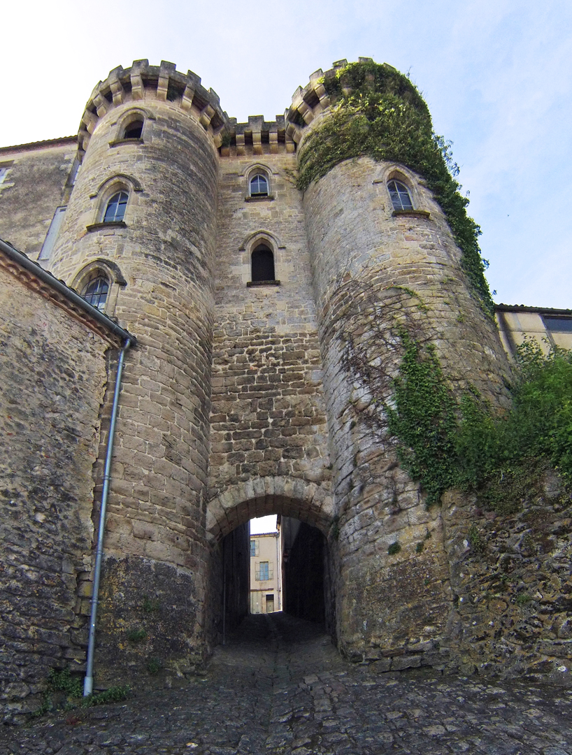 Porte du Gisquet (XIXème siècle)  --  Bazas (Gironde)  -- Das « Gisquet »-Tor (19. Jahrhundert)