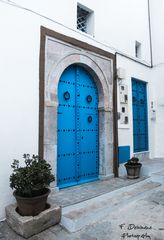 Porte typiquement tunisienne - Sidi Boussaïd