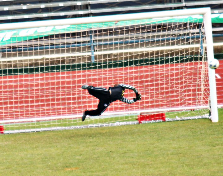 portero F.C.B.ESCOLA EN EL MUNDIALITO 2011